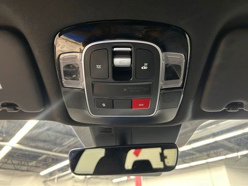 Used 2023 Hyundai Santa Cruz SEL Premium AWD/4WD image 22