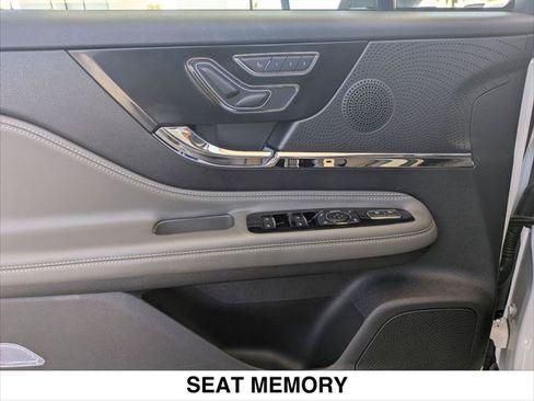 Used 2024 Lincoln Corsair Reserve w/ Equipment Group 201A FWD image 10