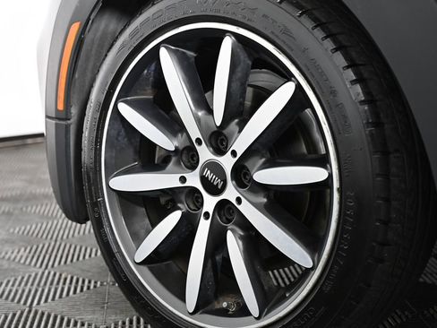 Used 2017 MINI Cooper Convertible FWD image 32