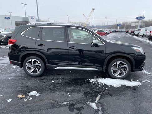 Used 2022 Subaru Forester Touring w/ Popular Package #2 image 10