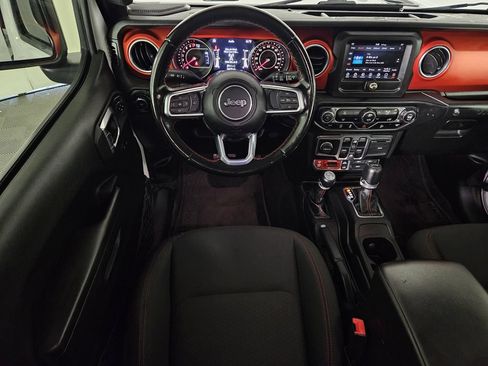 Used 2021 Jeep Wrangler Unlimited Rubicon w/ LED Lighting Group AWD/4WD image 8