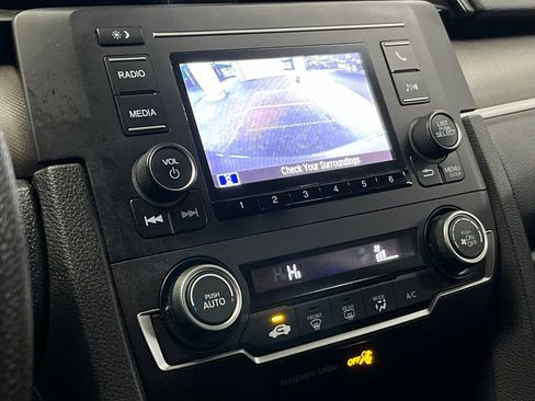 Used 2019 Honda Civic LX image 25