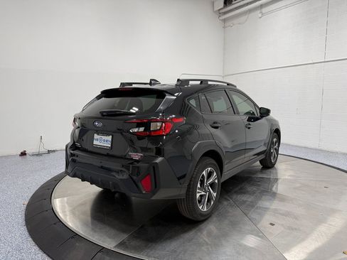 Used 2025 Subaru Crosstrek 2.0i Premium w/ Crosstrek Mirror Package AWD/4WD image 7
