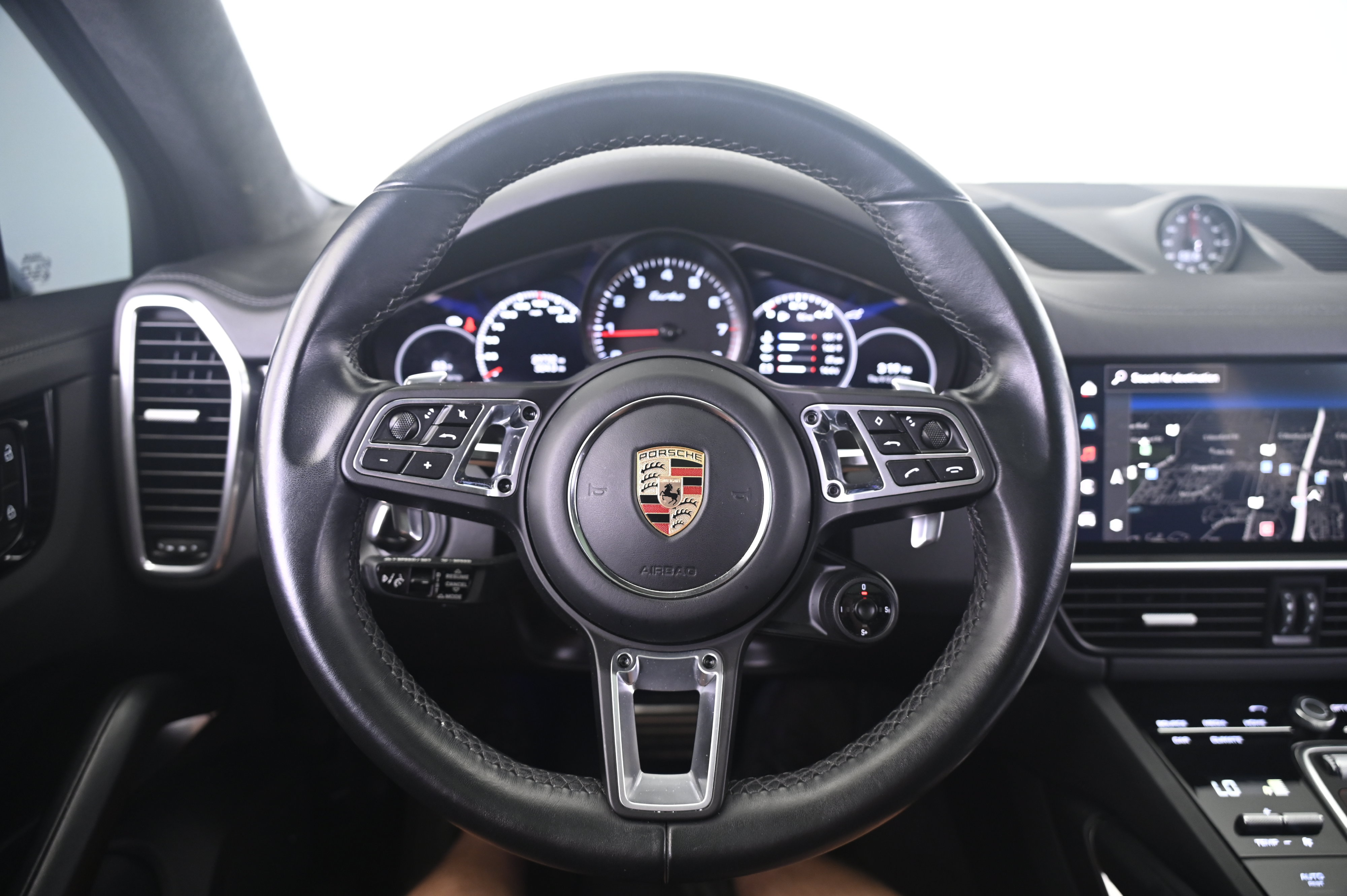 Certified 2023 Porsche Cayenne Turbo AWD/4WD image 36