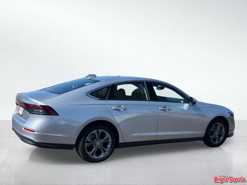 Used 2024 Honda Accord EX image 5