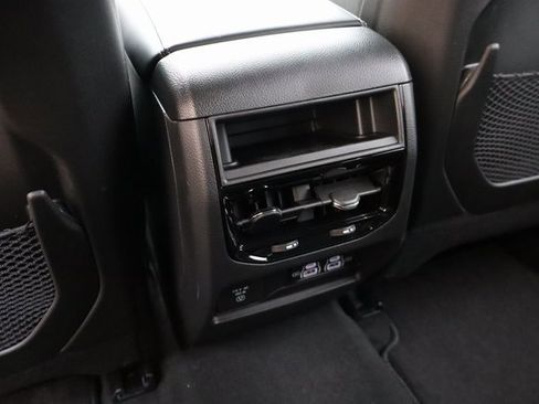 New 2025 Jeep Grand Cherokee Altitude image 36