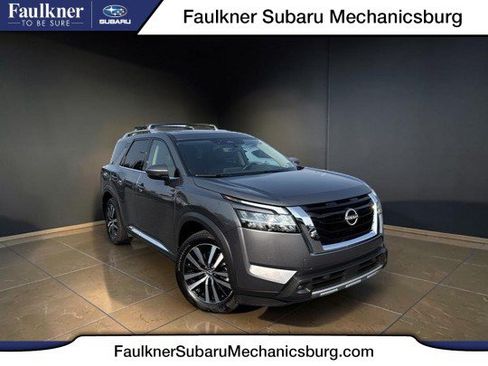Used 2024 Nissan Pathfinder Platinum AWD/4WD image 1
