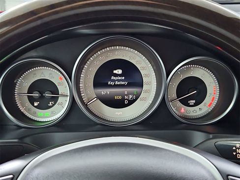 Used 2014 Mercedes-Benz E 350 Cabriolet image 34