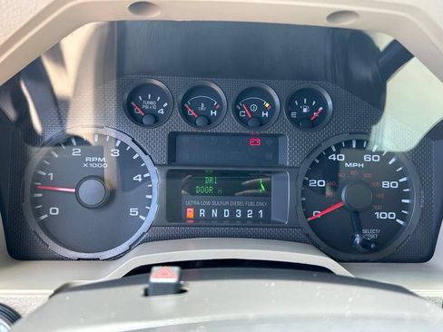 Used 2010 Ford F350 4x4 Crew Cab Super Duty image 15