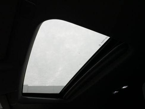 Used 2021 Chevrolet Silverado 3500 LTZ w/ LTZ Premium Package image 34