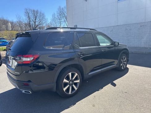 Certified 2023 Honda Pilot Touring image 16