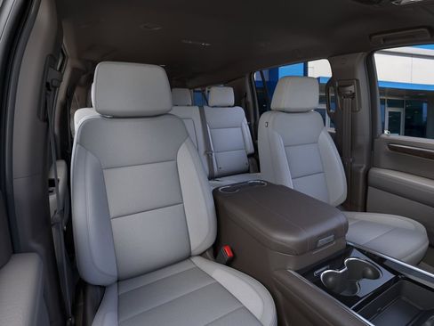 New 2026 Chevrolet Suburban LS image 16