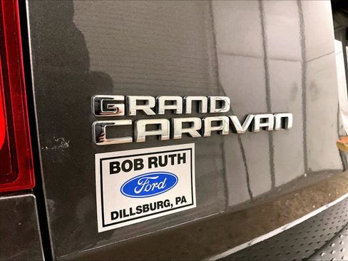 Used 2019 Dodge Grand Caravan SE image 13