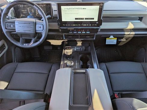 New 2026 GMC Hummer EV 4x4 Crew Cab image 8
