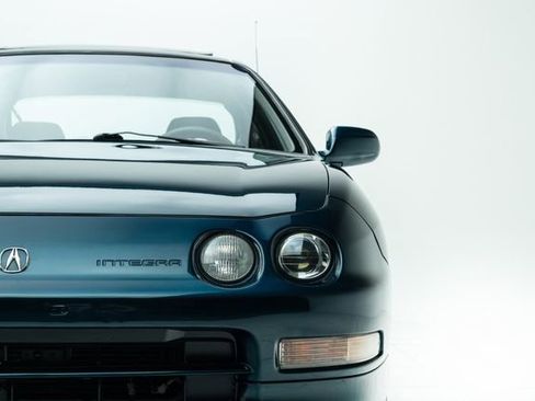 Used 1996 Acura Integra LS image 7