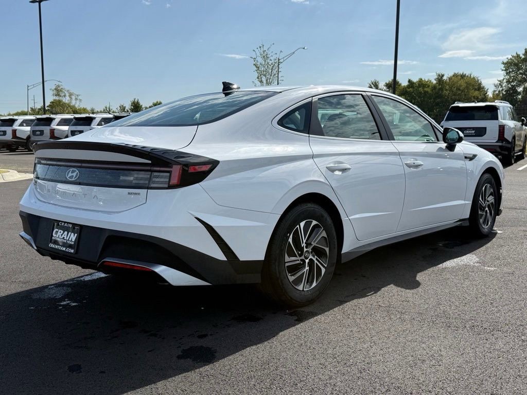 New 2026 Hyundai Sonata Blue FWD image 5