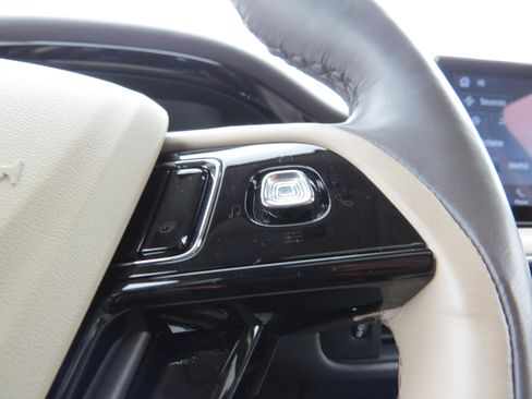 Used 2022 Lincoln Corsair Reserve w/ Elements Package image 23