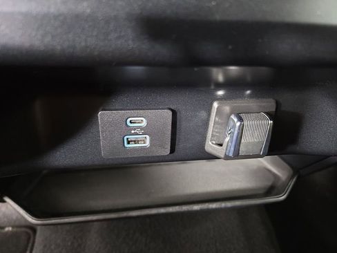 Used 2023 Ford F150 XLT AWD/4WD image 26
