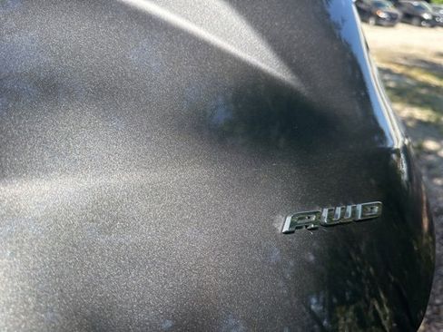 Used 2023 Ford Edge Titanium image 37