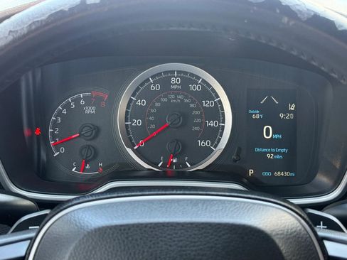 Used 2019 Toyota Corolla SE FWD image 27