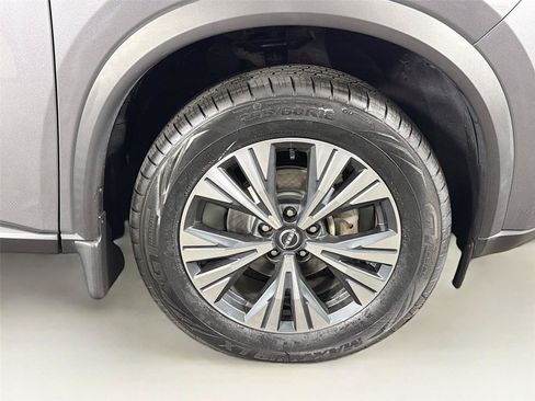Used 2023 Nissan Rogue SV w/ SV Premium B Package AWD/4WD image 36