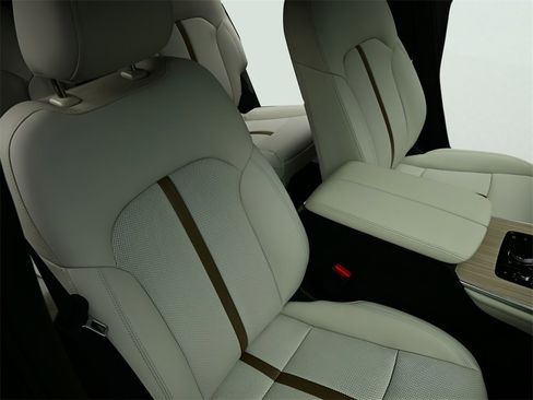 New 2025 MAZDA CX-90 Plug-In Hybrid w/ Premium Plus image 15