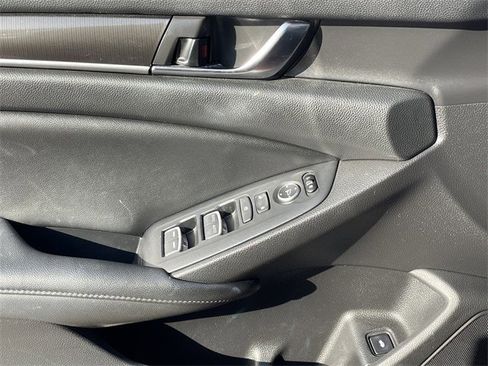 Used 2020 Honda Accord Sport image 22