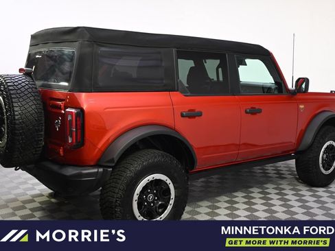 Used 2023 Ford Bronco Badlands w/ Sasquatch Package AWD/4WD image 7