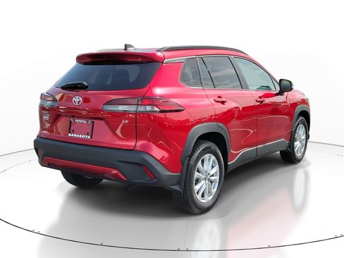 Used 2026 Toyota Corolla Cross LE w/ Moonroof Package FWD image 6