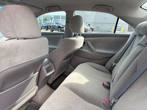 Used 2009 Toyota Camry LE FWD image 24