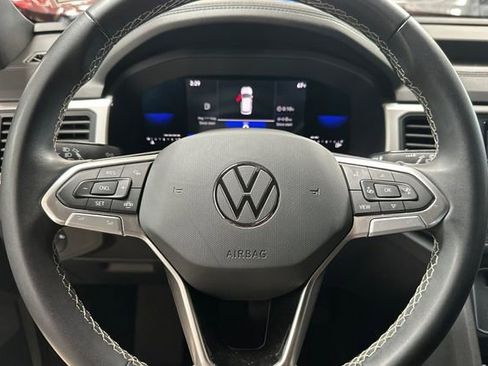 Certified 2023 Volkswagen Atlas Cross Sport SE FWD image 28