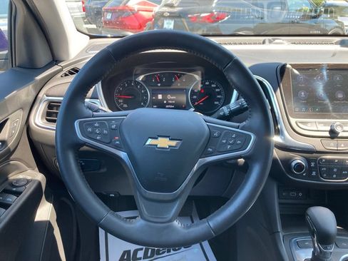 Used 2022 Chevrolet Equinox LT AWD/4WD image 5