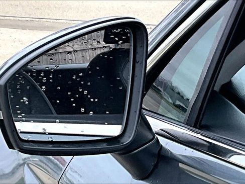 Used 2021 Volkswagen Tiguan SEL image 13