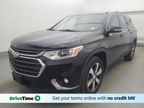 Used 2019 Chevrolet Traverse LT w/ LT Premium Package AWD/4WD image 1