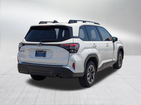 Used 2026 Subaru Forester Premium AWD/4WD image 5