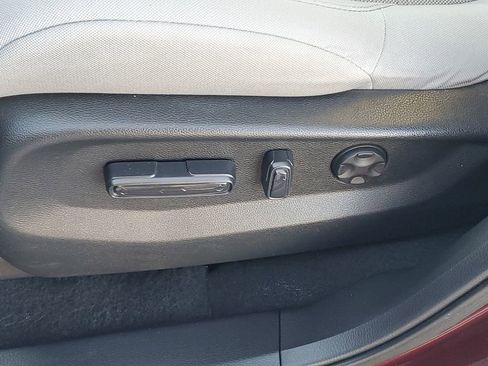 Used 2019 Honda CR-V EX image 19