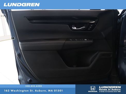 Used 2025 Honda CR-V EX-L image 10
