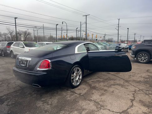 Used 2015 Rolls-Royce Wraith image 22