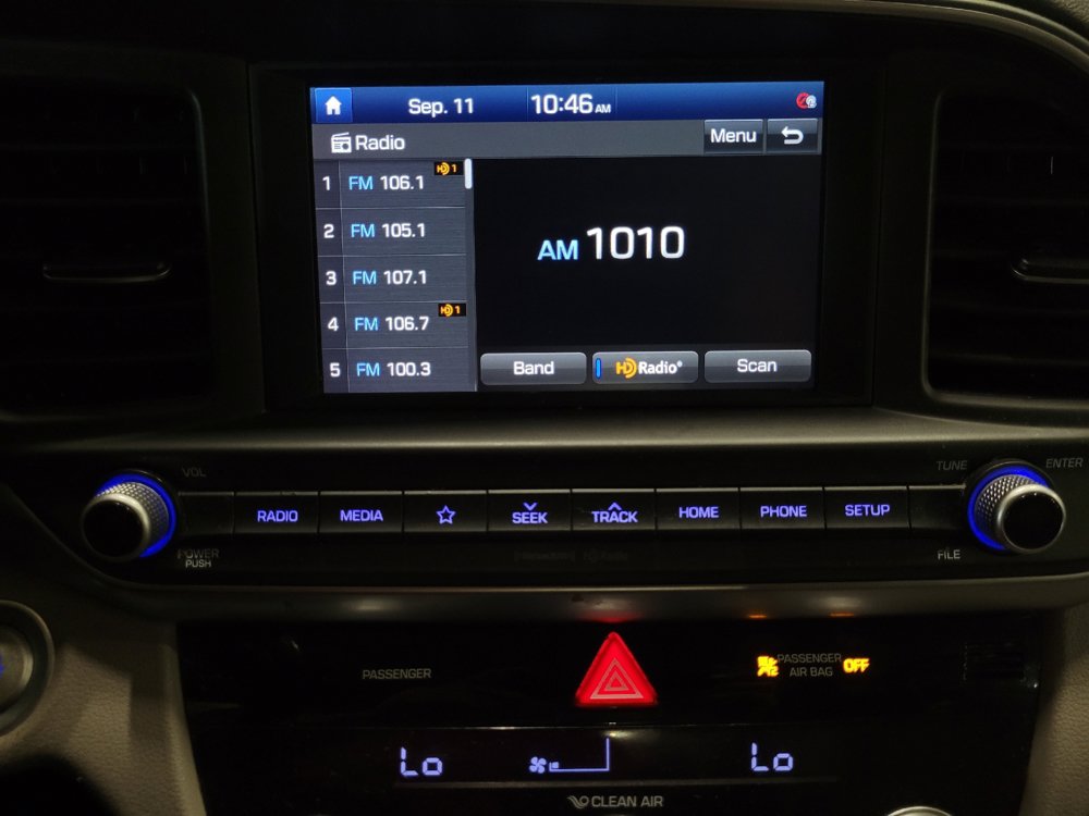 Used 2020 Hyundai Elantra Value Edition FWD image 25