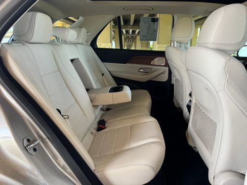 Used 2022 Mercedes-Benz GLE 350 4MATIC image 24