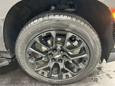 Certified 2023 Chevrolet Tahoe LT w/ Luxury Package AWD/4WD image 8