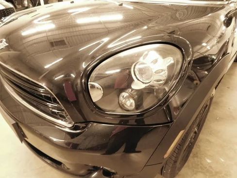 Used 2015 MINI Cooper Countryman w/ Premium Package image 12