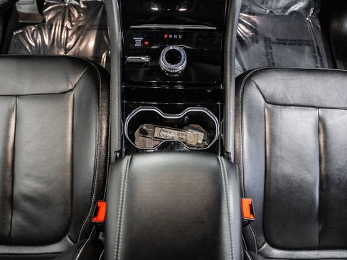 Certified 2023 Jeep Grand Cherokee Limited image 32