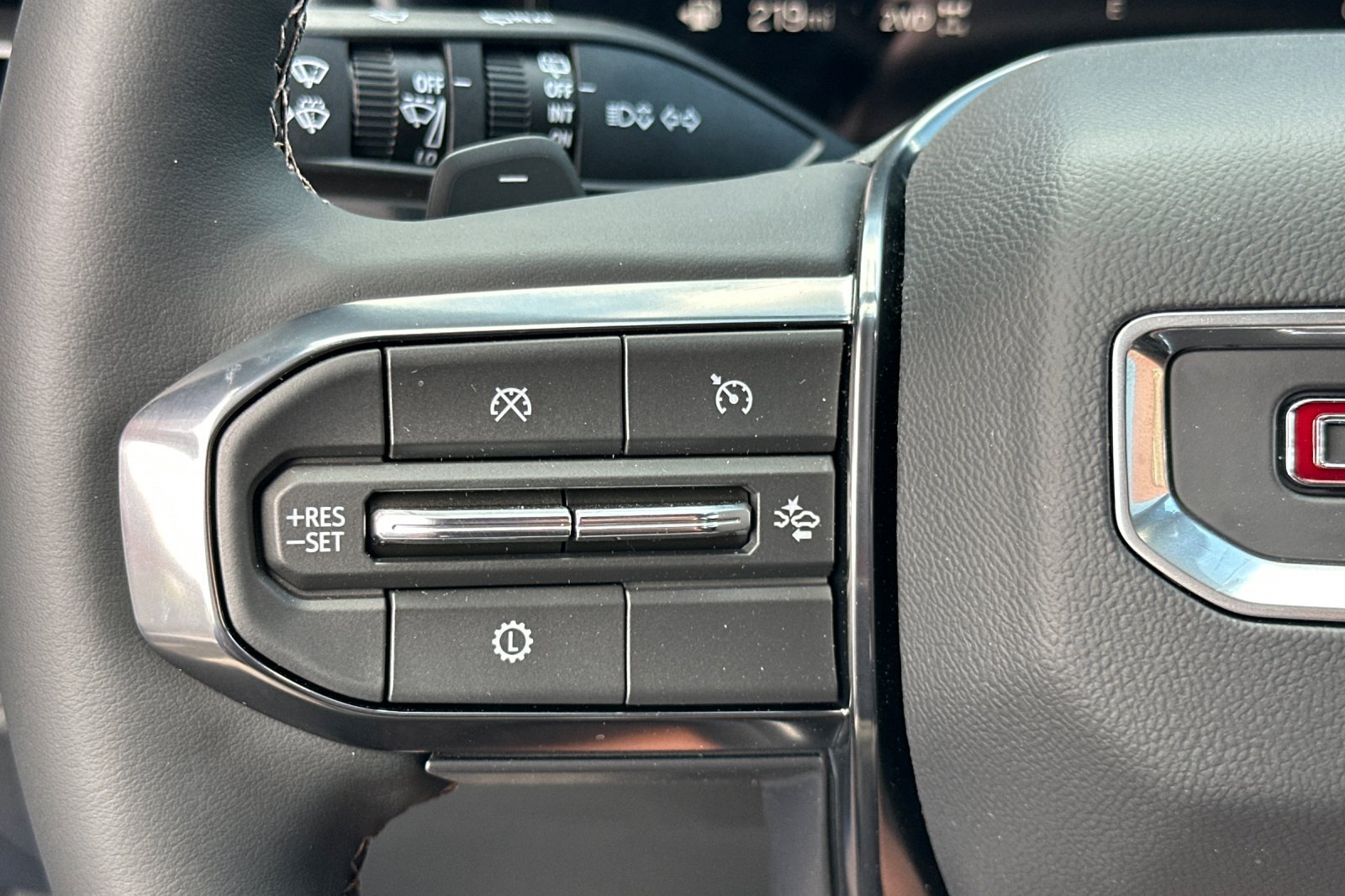 New 2026 GMC Terrain AT4 w/ Convenience Package III AWD/4WD image 27