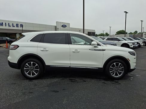 Certified 2023 Lincoln Nautilus Reserve AWD/4WD image 7