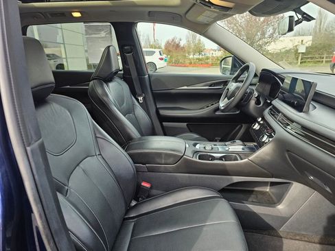 Used 2025 INFINITI QX60 Luxe image 11