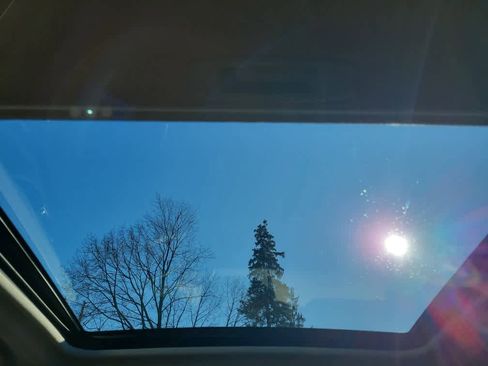 Used 2023 Subaru Forester Premium image 20