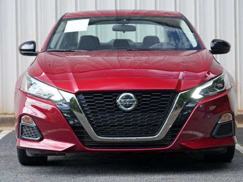 Used 2020 Nissan Altima 2.0 SR FWD image 6