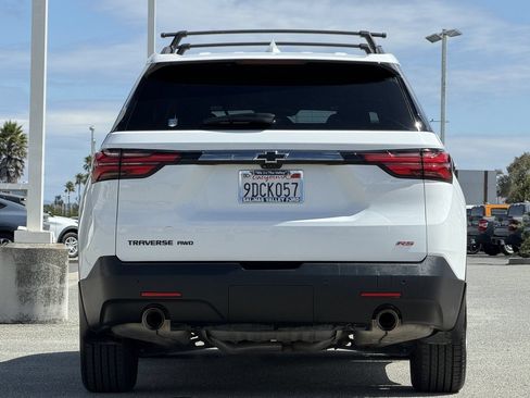 Used 2023 Chevrolet Traverse RS w/ LPO, Floor Liner Package AWD/4WD image 5