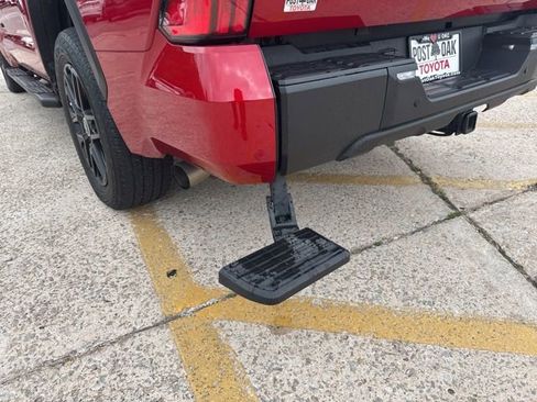 Used 2024 Toyota Tundra Limited AWD/4WD image 10